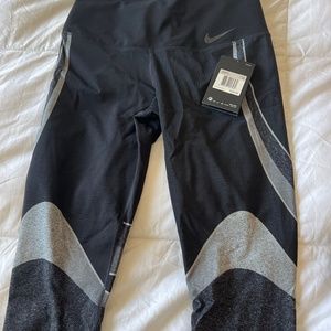 Nike leggings